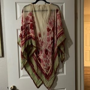 Vintage beautiful cape floral print O/S